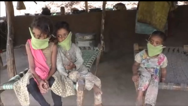 आदिवासी होते हैं प्रकृति प्रेमी