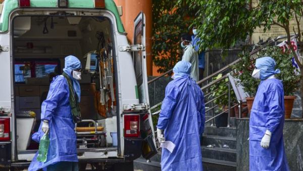 कोरोना वायरस: दिल्ली रिकॉर्ड 660 नए मामले, 12 हजार के पार पहुंचा आंकड़ा कोरोना वायरस: दिल्ली रिकॉर्ड 660 नए मामले, 12 हजार के पार पहुंचा आंकड़ा
