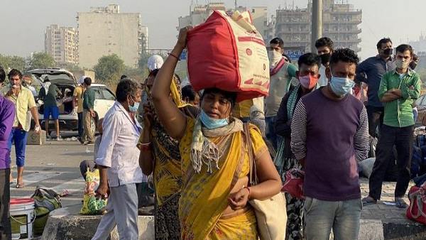 'हमारा पति मर गया, हमें घर पहुंचा दीजिए'