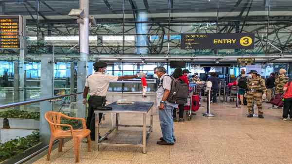 लक्षण दिखाई देने पर विमान में बैठन की मनाही होगी