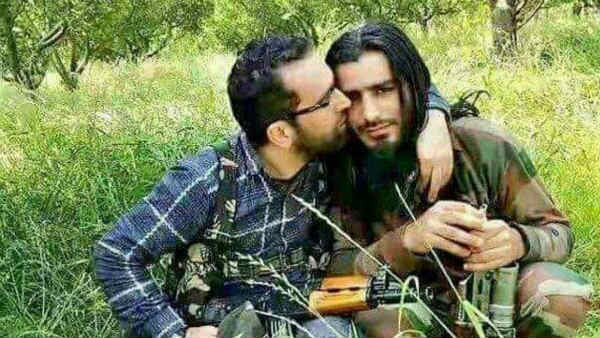 नौकरी के दौरान मिला नाइकू से