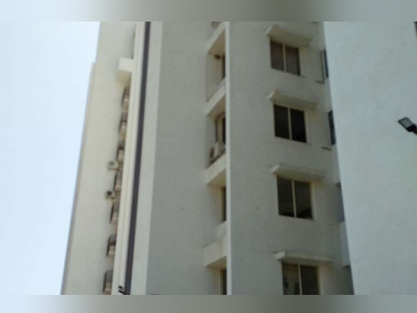 man and woman was electrocuted in the elevator on the fifth floor, both died man and woman was electrocuted in the elevator on the fifth floor, both died
