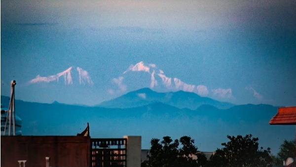 आईटी इंस्पेक्टर के कैमरे में कैद हुआ हिमालय