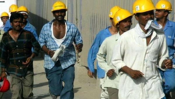 नौकरियों में 15 फीसदी से 30 फीसदी कटौती की उम्मीद करता है उद्योग