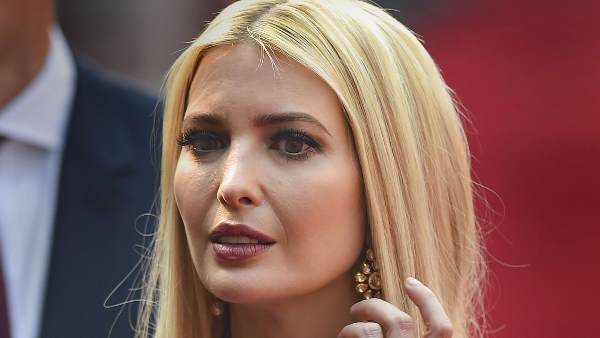 us president, donald trump, ivanka trump, coronavirus, personal assistant, covid19, covid-19, white house, america, US, white house, अमेरिकी राष्ट्रपति, डोनाल्ड ट्रंप, इवांका ट्रंप, कोविड-19, कोविड19, कोरोना वायरस, अमेरिका, यूएस, व्हाइट हाउस, पर्सनल असिस्टेंट us president, donald trump, ivanka trump, coronavirus, personal assistant, covid19, covid-19, white house, america, US, white house, अमेरिकी राष्ट्रपति, डोनाल्ड ट्रंप, इवांका ट्रंप, कोविड-19, कोविड19, कोरोना वायरस, अमेरिका, यूएस, व्हाइट हाउस, पर्सनल असिस्टेंट