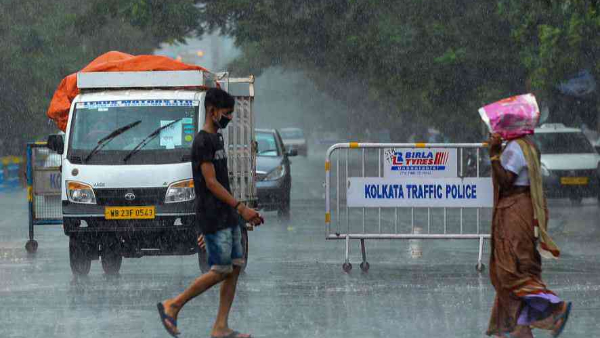 कोलकाता में हालात काफी खराब