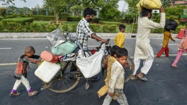coronavirus, covid-19, covid19, amitabh kant, government, migrants, migrant workers, niti aayog, niti aayog ceo, lockdown, कोरोना वायरस, कोविड-19, कोविड19, अमिताभ कांत, प्रवास, प्रवासी मजदूर, प्रवासी श्रमिक, निती आयोग, नीति आयोग सीईओ, लॉकडाउन, सरकार coronavirus, covid-19, covid19, amitabh kant, government, migrants, migrant workers, niti aayog, niti aayog ceo, lockdown, कोरोना वायरस, कोविड-19, कोविड19, अमिताभ कांत, प्रवास, प्रवासी मजदूर, प्रवासी श्रमिक, निती आयोग, नीति आयोग सीईओ, लॉकडाउन, सरकार