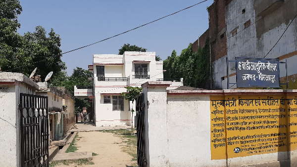 डंपर ने सोते समय रौंदा