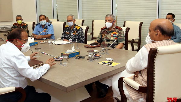 चीन ने भारतीय इलाके में 10 किलोमीटर भीतर घुसकर 100 से ज्यादा तंबू गाड़े