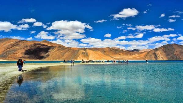 पैंगोंग त्सो के अलावा लद्दाख में अन्य स्थान भी बेहद संवेदनशील हो गए हैं