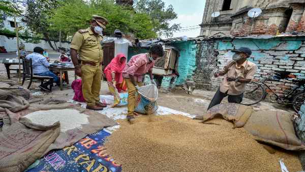 67 crore beneficiaries will get benefit of One Nation-One Ration Card, announced in the budget itself 67 crore beneficiaries will get benefit of One Nation-One Ration Card, announced in the budget itself