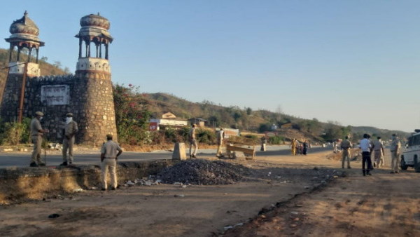 राजस्थान की सीमाएं सील