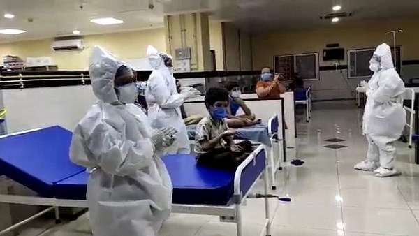 इन लोगों के लिए सस्ता दे रहे हैं पेट्रोल