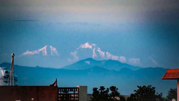 पहले सहारपुर और सिलीगुड़ी से दिखा था ये नजारा