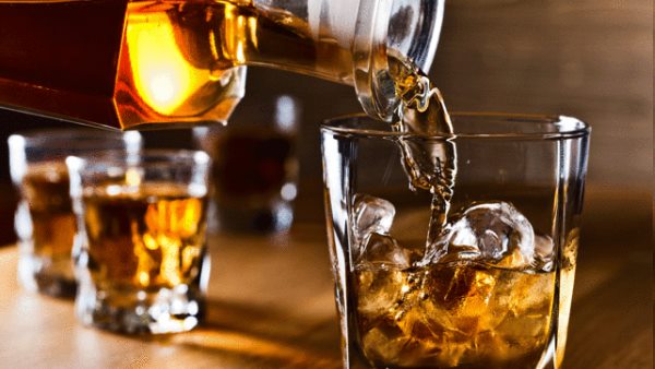uttar pradesh liquor sales over rs 100 crore in one day uttar pradesh liquor sales over rs 100 crore in one day