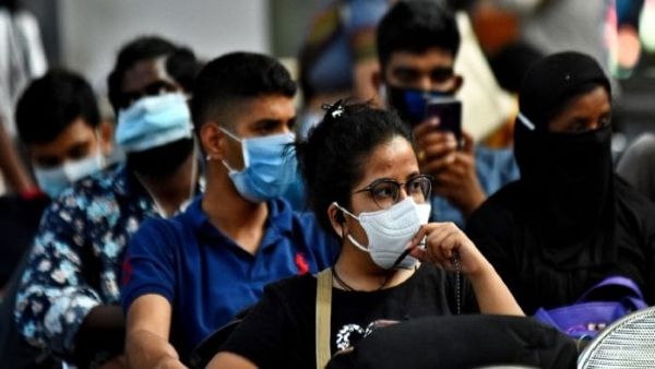 बेटी को देखने के लंदन गई 60 वर्षीय महिला लॉकडाउन के कारण फंसी