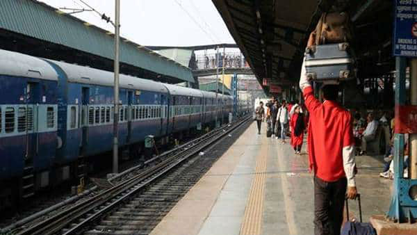 सिर्फ एसी कोच