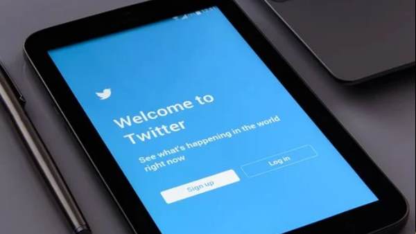 iphone users, twitter, social media, tweets, retweets, ios users, phone, आईफोन, आईफोन यूजर्स, ट्विटर, सोशल मीडिया, ट्वीट, रीट्वीट, आईओएस यूजर्स, फोन iphone users, twitter, social media, tweets, retweets, ios users, phone, आईफोन, आईफोन यूजर्स, ट्विटर, सोशल मीडिया, ट्वीट, रीट्वीट, आईओएस यूजर्स, फोन