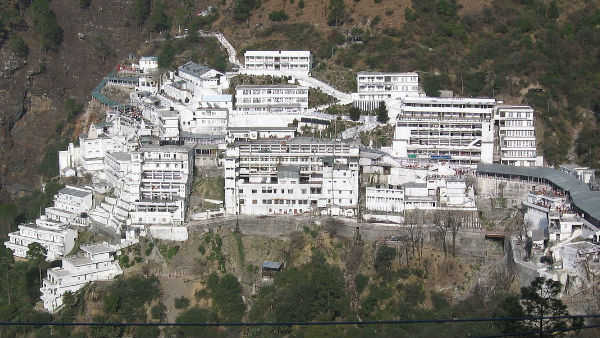 प्रवासी लोगों के लिए पूरी व्यवस्था