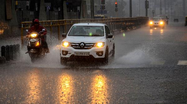 सोमवार और मंगलवार को यहां भी जारी रहेगी बारिश