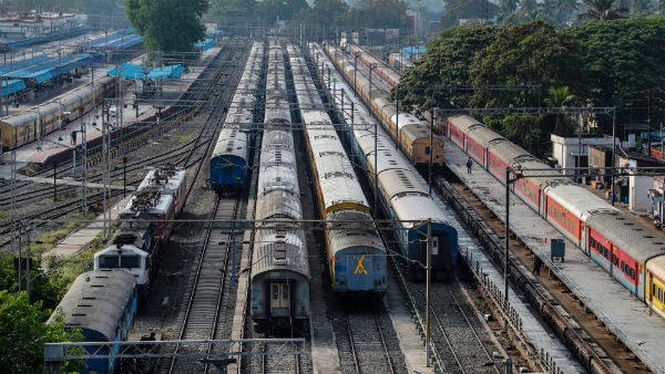 ट्रेन की बुकिंग रेलवे काउंटर से नहीं होगी
