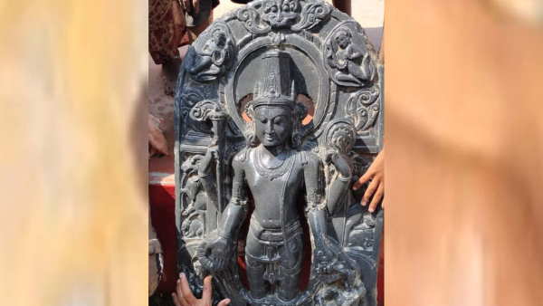 bihar shekhpura vishnu statue of three feet was found of 8th century bihar shekhpura vishnu statue of three feet was found of 8th century