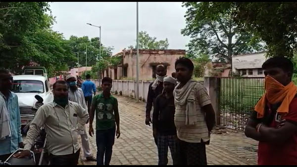 Three petrol pump workers killed by an high speed vehicle in bahraich Three petrol pump workers killed by an high speed vehicle in bahraich