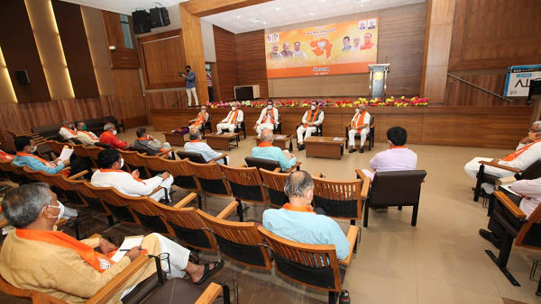इससे पहले 6 सीटों पर उपचुनाव हुआ था