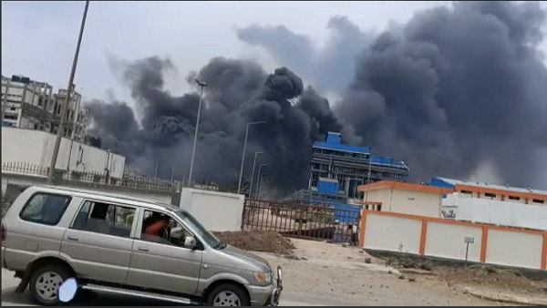 Watch video: Blast in chemical factory at bharuch gujarat, 15 workers injured due to fire Watch video: Blast in chemical factory at bharuch gujarat, 15 workers injured due to fire