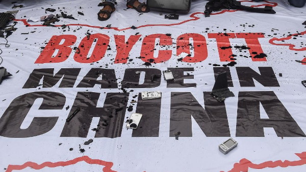 43 percent Indian boycott Made in China Product after Galwan Vally Dispute 43 percent Indian boycott Made in China Product after Galwan Vally Dispute