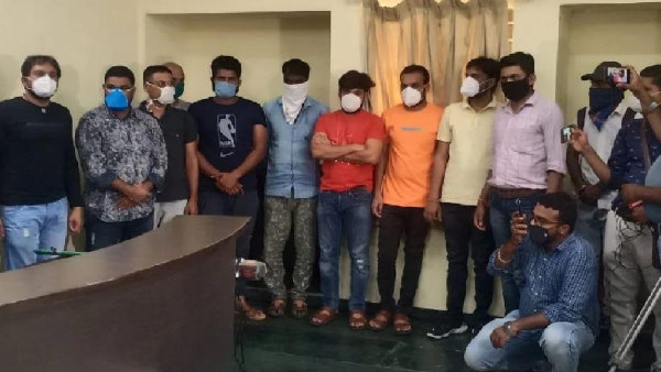 Gujarat ATS arrested 10 accused with illegal weapons Gujarat ATS arrested 10 accused with illegal weapons