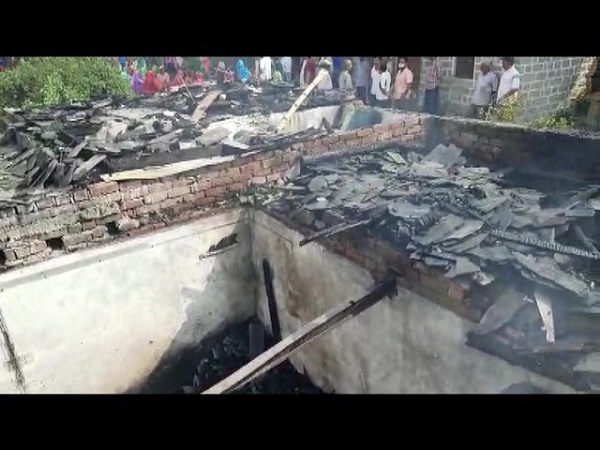 Watch video: the mother and her children died in fire incident in house Watch video: the mother and her children died in fire incident in house