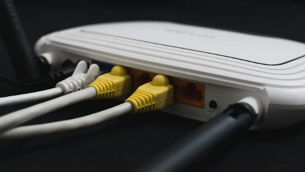 Domestic broadband may be cheaper, government is considering a cut in license fees Domestic broadband may be cheaper, government is considering a cut in license fees