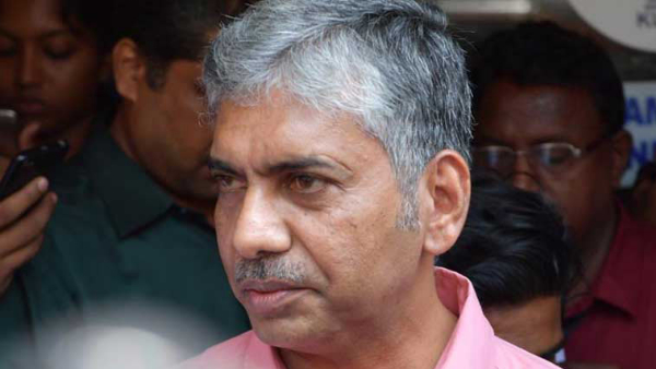 भ्रष्टाचार का लग चुका है आरोप