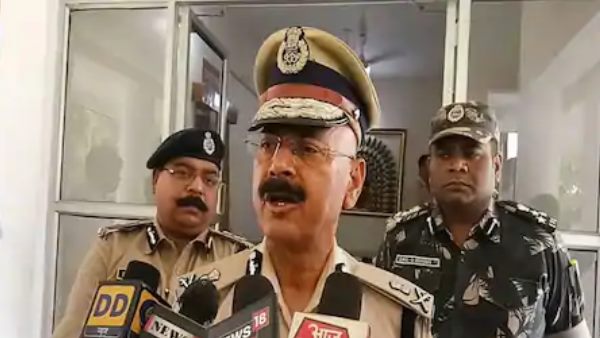 पूर्व डीजीपी के खिलाफ केस दर्ज