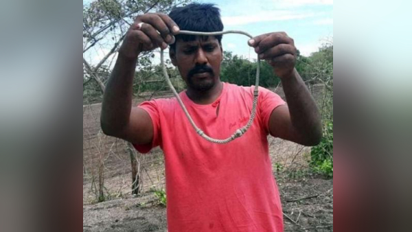 सोने-चांदी के आभूषण और कई कीमती सामान