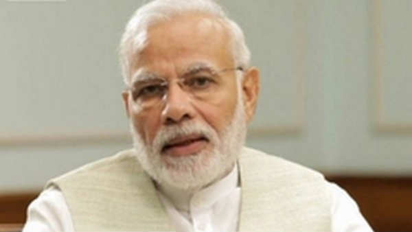 भयंकर रूप ले रहा है चक्रवाती तूफान निसर्ग, पीएम मोदी ने कहा सावधानी बरतें लोग भयंकर रूप ले रहा है चक्रवाती तूफान निसर्ग, पीएम मोदी ने कहा सावधानी बरतें लोग