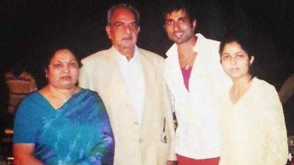 जब सोनू सूद ने कहा- आज मैं सीट पर बैठकर आया हूं