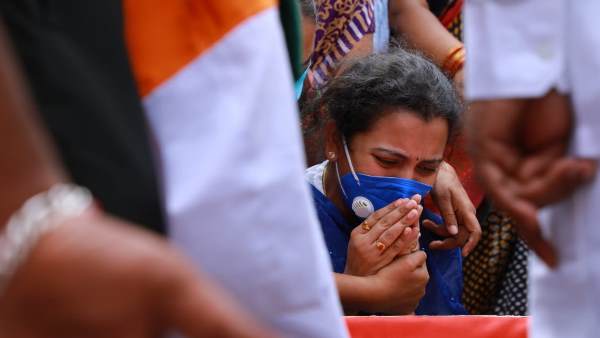 शहर की अधिकतर दुकानें बंद रहीं