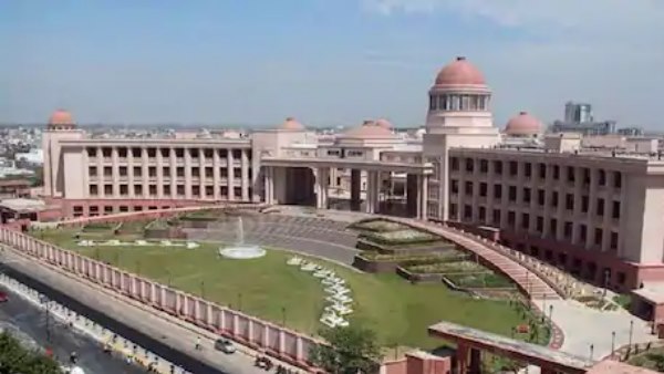 Allahabad High Court stayed appointment of 69000 assistant basic teachers in Uttar Pradesh Allahabad High Court stayed appointment of 69000 assistant basic teachers in Uttar Pradesh
