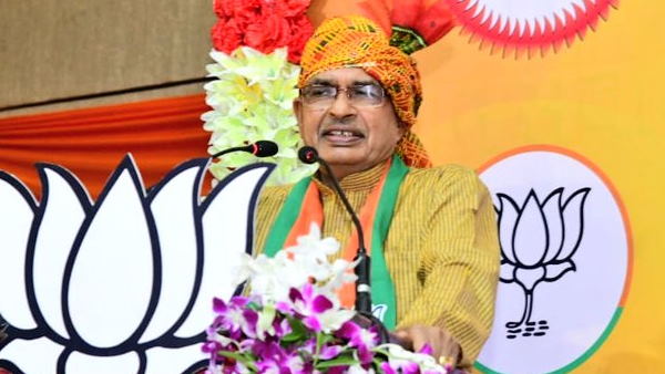 मध्यप्रदेश में कोरोना वायरस से बड़ा संकट तो कमलनाथ थे: शिवराज मध्यप्रदेश में कोरोना वायरस से बड़ा संकट तो कमलनाथ थे: शिवराज