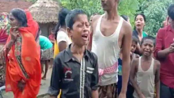11 people died due to thunderstorm during heavy rain 11 people died due to thunderstorm during heavy rain