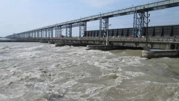 Weather flood update and many river flowing across limit Weather flood update and many river flowing across limit
