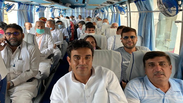 सभी विधायकों को चार्टर्ड फ्लाइट में जैसलमेर भेजा जाएगा