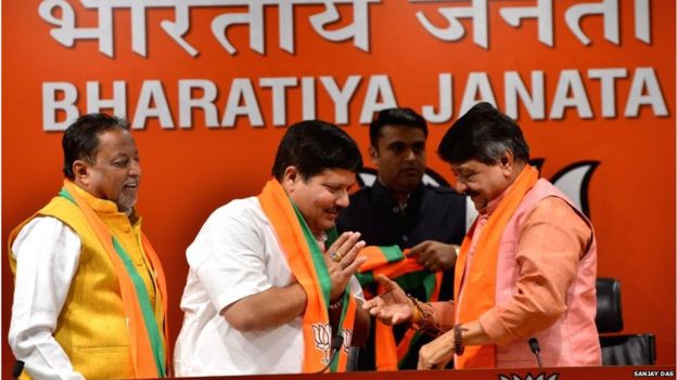 पश्चिम बंगालः बीजेपी में क्या सब सही नहीं चल रहा? पश्चिम बंगालः बीजेपी में क्या सब सही नहीं चल रहा?