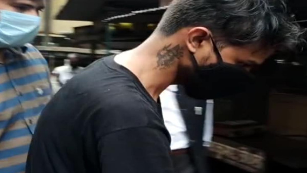 कई मामलों में वांटेड