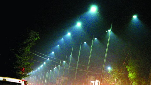 35 दिन तक अंधेरे में रहे
