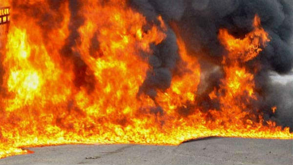 अफगानिस्तान में बम ब्लास्ट, 6 लोगों की मौत, 8 से ज्यादा जख्मी अफगानिस्तान में बम ब्लास्ट, 6 लोगों की मौत, 8 से ज्यादा जख्मी