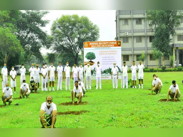 BSF Gujarat Frontier Planted more than 30 thousand trees at Gandhinagar BSF Gujarat Frontier Planted more than 30 thousand trees at Gandhinagar
