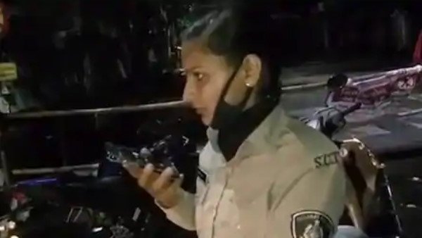 भाई सुनील यादव ने बताया फेक अकाउंट्स के बारे में